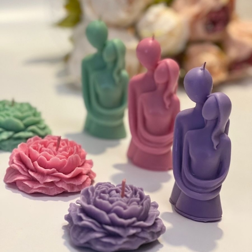 Shosho Pastel Couple and Flower Candles